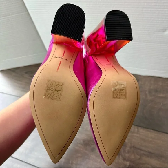 Dolce Vita Enya Mules - Fuchsia Metallic Leather - Size: 8 - Clear Block Heel - Picture 8 of 10